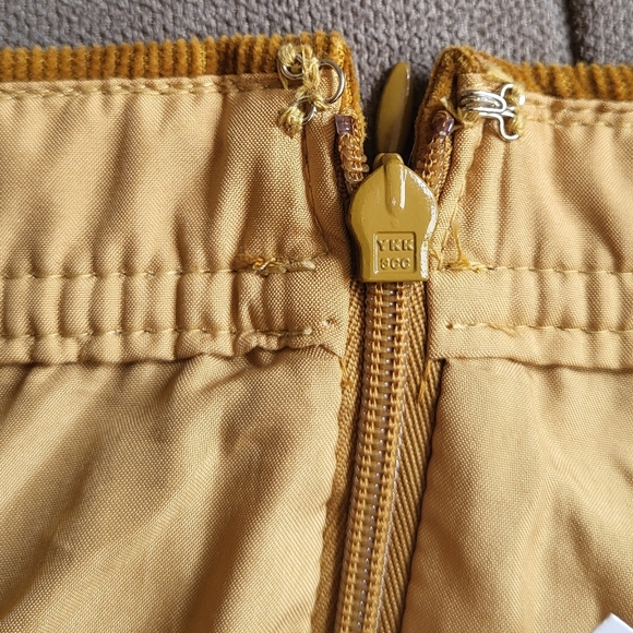 J. Crew Corduroy Button Front Mini Skirt Size 10 - Picture 8 of 13